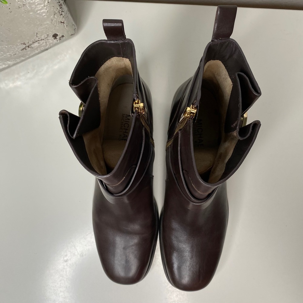 Michael Kors‎ Bryce Chocolate Brown Leather Ankle Boots Side Zip Block Heel SZ 8 - Picture 6 of 15